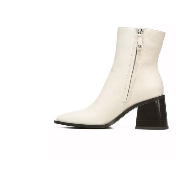 Sam Edelman White Winnie Boots - Picture 2 of 3
